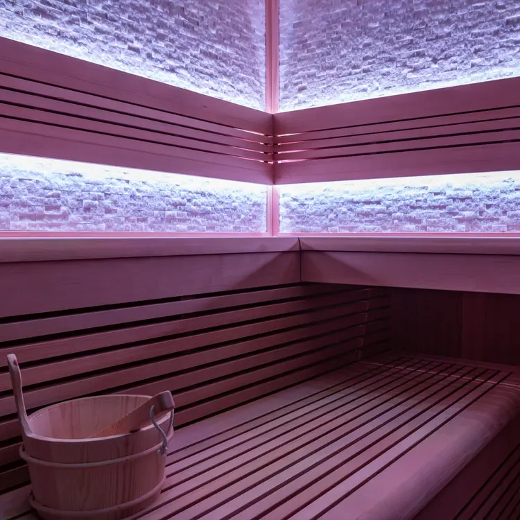 Sauna Modell 1101C, aus Hemlock, 180 × 180 cm, ohne Saunaofen – Ansicht 7
