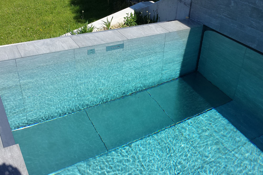 Geflieste Becken – Ansicht 2
